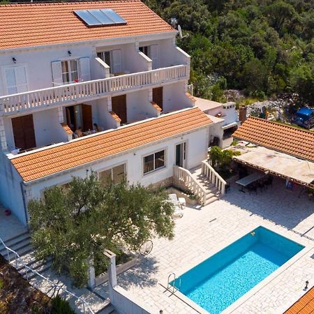 Villa Castello Zrnovo Eksteriør billede