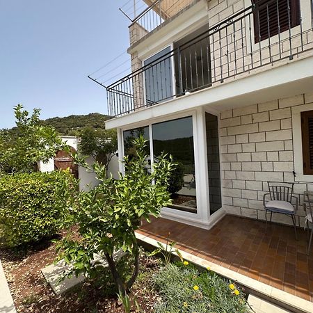 Villa Castello Zrnovo Eksteriør billede