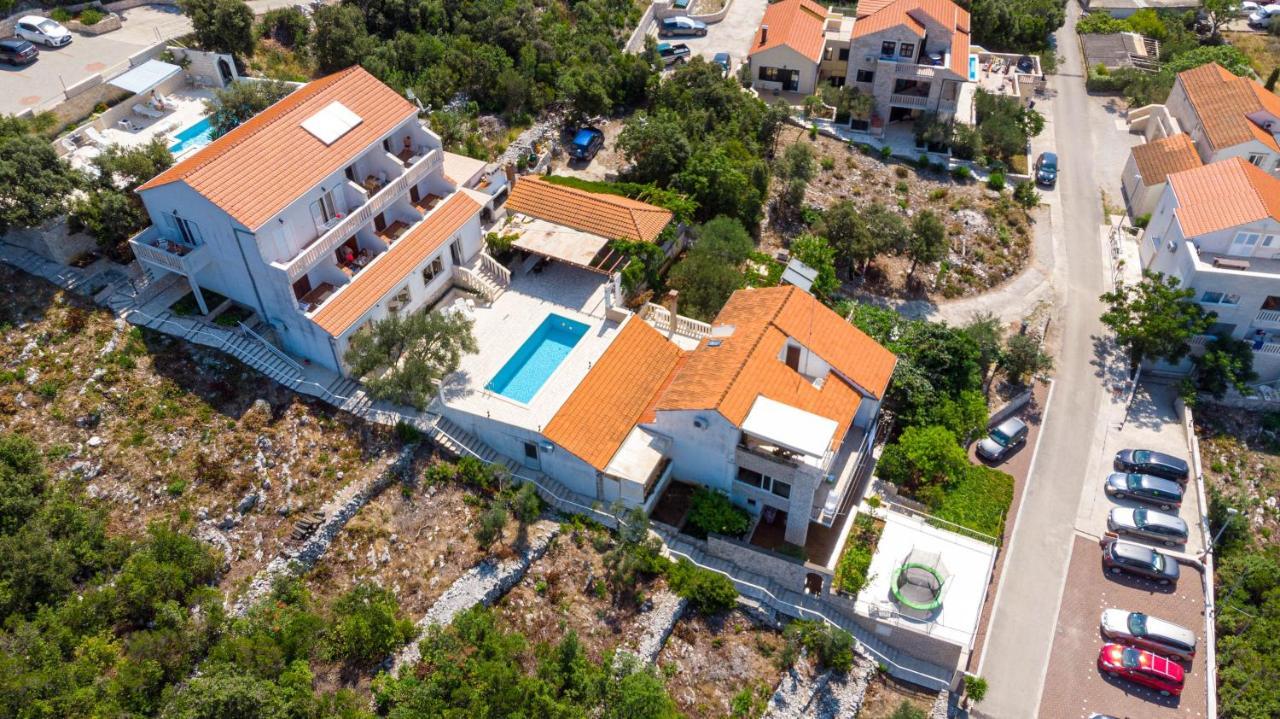 Villa Castello Zrnovo Eksteriør billede