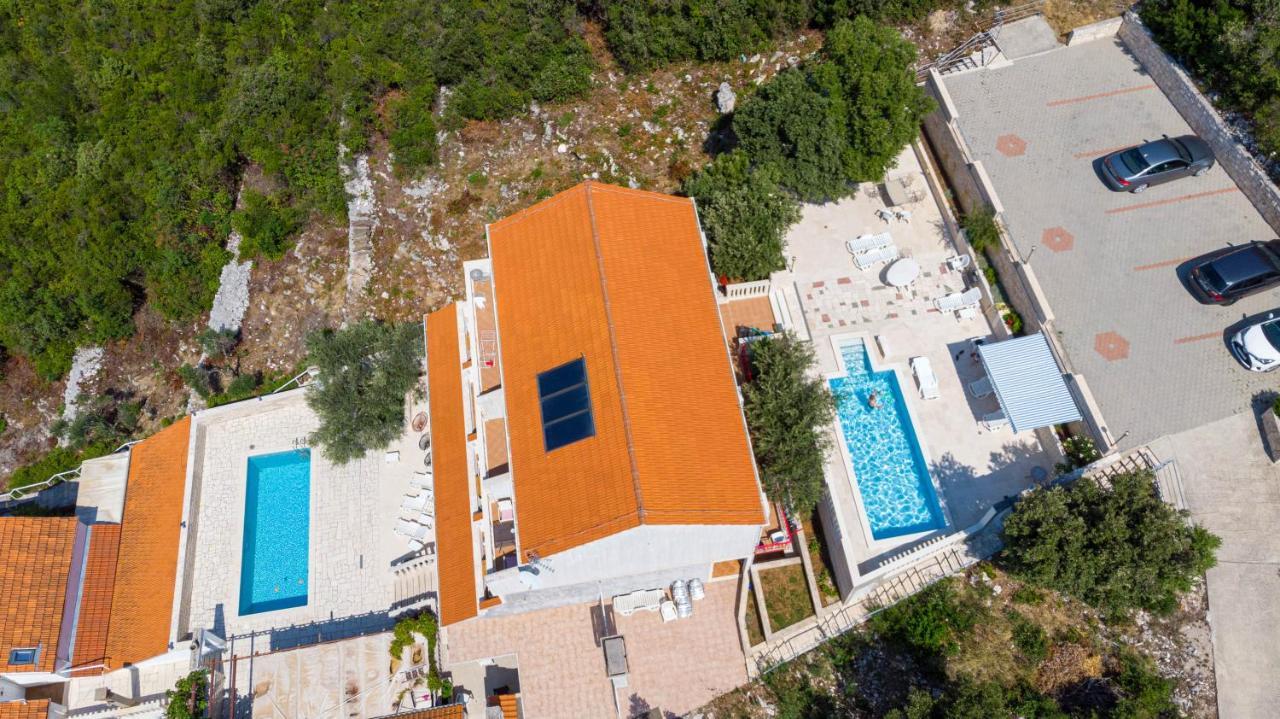 Villa Castello Zrnovo Eksteriør billede