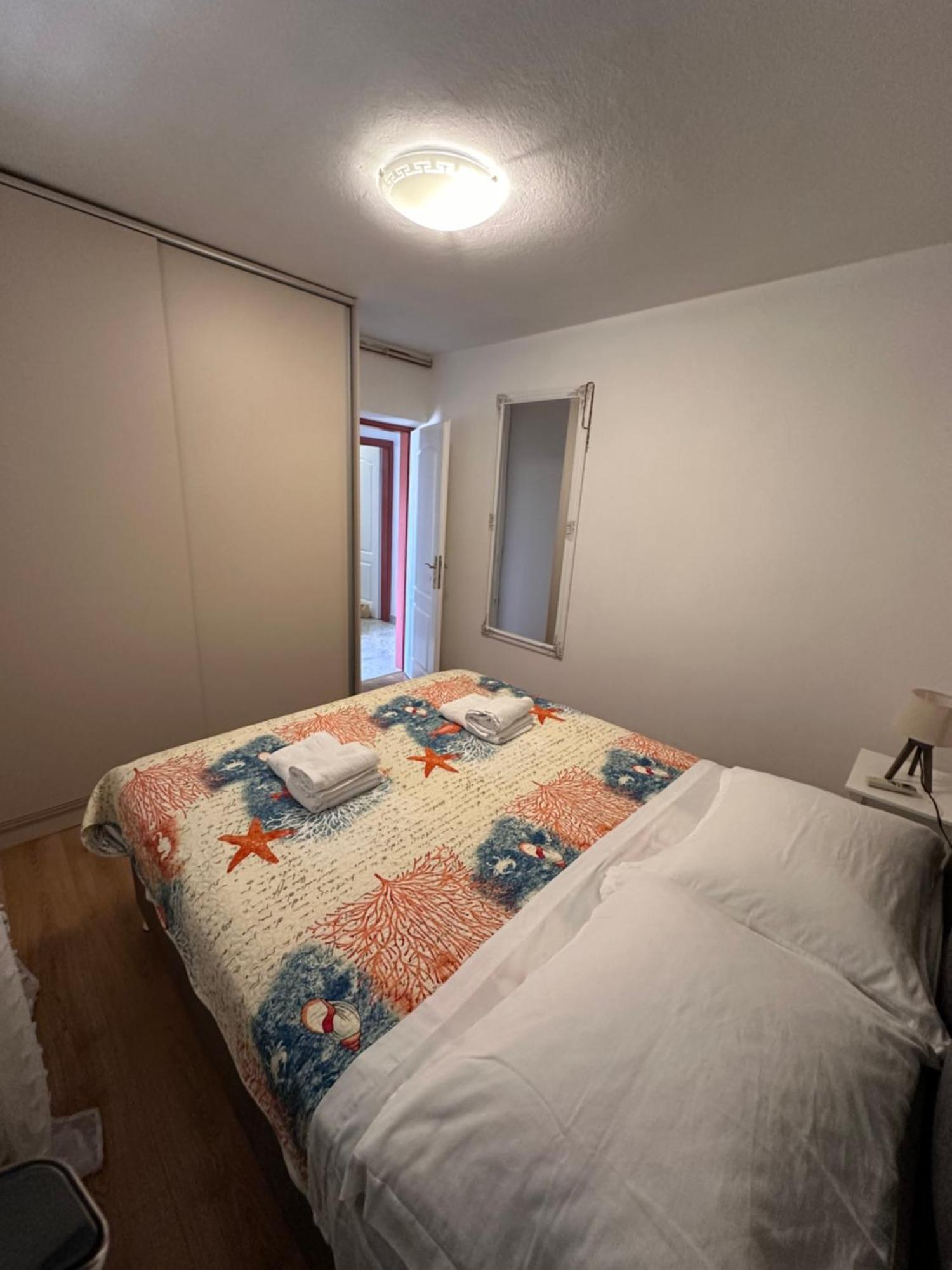 Villa Castello Zrnovo Eksteriør billede